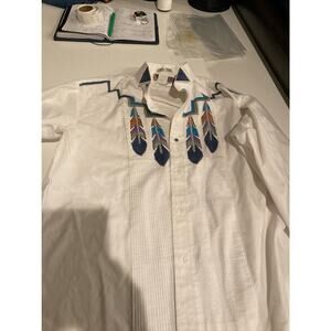 Wanted by beads beautiful men’s shirt size 15- 15 /12